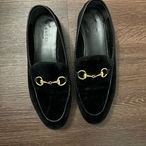Authentic Gucci shoes size 37 1/2